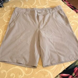 BIN15 Izod boys khaki golf shorts size 16 husky
